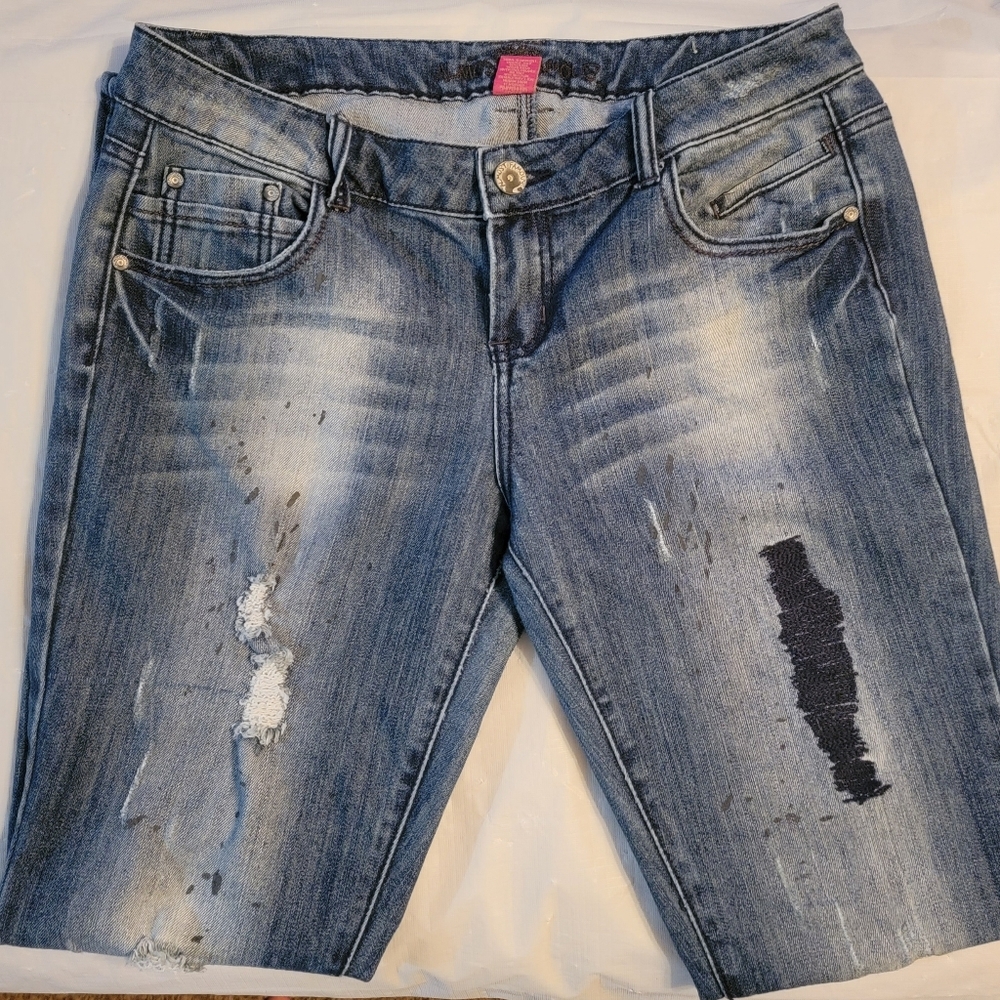 Almost Famous Distressed Paint Splatter Skinny Jeans Junior Size 13